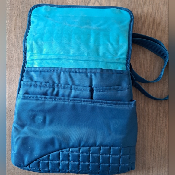 LUG Crossbody Bag - Picture 2 of 5